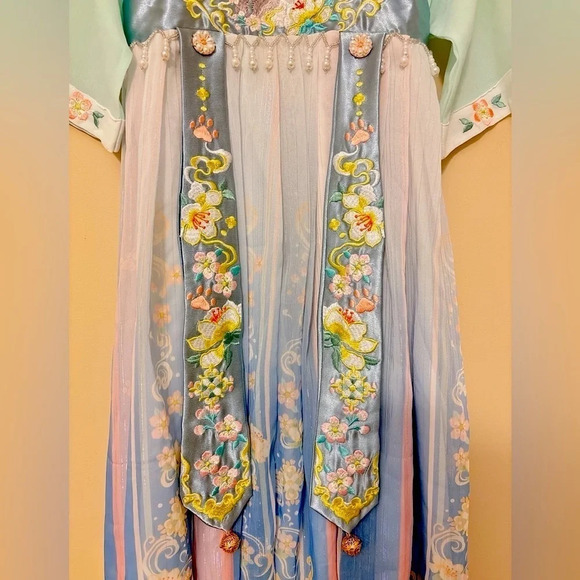 Traditional Chinese Hanfu Dress for  Girls - Picture 7 of 7